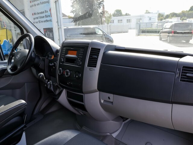 MERCEDES-BENZ Sprinter 316CDI DOKA,Allrad,AHK,Standhzg. - Curtain side van, Combi van: picture 3 MERCEDES-BENZ Sprinter 316CDI DOKA,Allrad,AHK,Standhzg. - Curtain side van, Combi van: picture 3