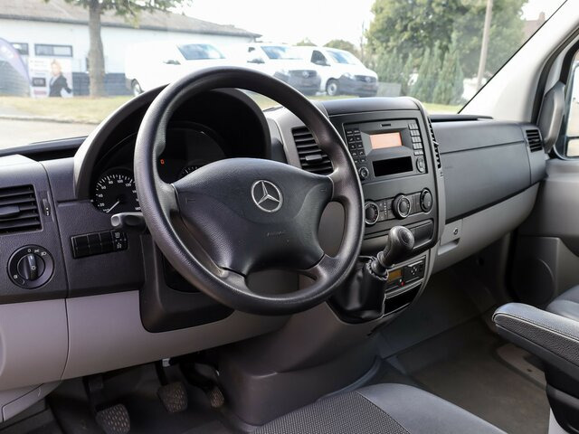 MERCEDES-BENZ Sprinter 316CDI DOKA,Allrad,AHK,TCO,Standhzg. - Curtain side van, Combi van: picture 4 MERCEDES-BENZ Sprinter 316CDI DOKA,Allrad,AHK,TCO,Standhzg. - Curtain side van, Combi van: picture 4