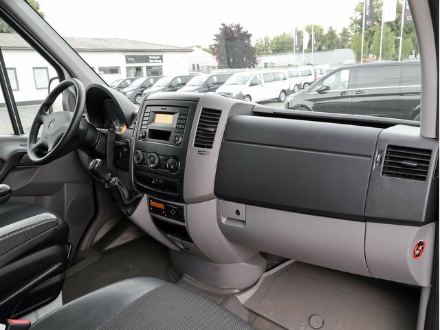 MERCEDES-BENZ Sprinter 316CDI DOKA,Allrad,Klima,AHK,TCO... - Curtain side van, Combi van: picture 3 MERCEDES-BENZ Sprinter 316CDI DOKA,Allrad,Klima,AHK,TCO... - Curtain side van, Combi van: picture 3