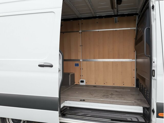 MERCEDES-BENZ Sprinter 317 CDI Kasten,L2H2,MBUX,Kamera - Panel van: picture 2 MERCEDES-BENZ Sprinter 317 CDI Kasten,L2H2,MBUX,Kamera - Panel van: picture 2