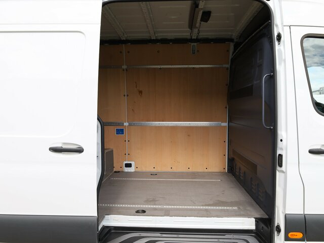 MERCEDES-BENZ Sprinter 317 CDI Kasten,L2H2,MBUX,Kamera - Panel van: picture 2 MERCEDES-BENZ Sprinter 317 CDI Kasten,L2H2,MBUX,Kamera - Panel van: picture 2