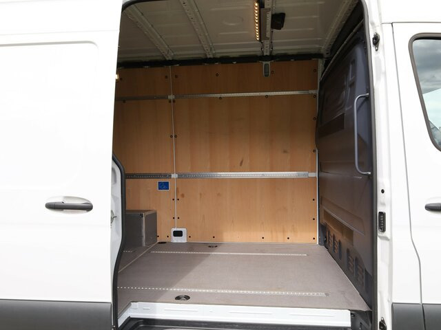 MERCEDES-BENZ Sprinter 317 CDI Kasten,L2H2,MBUX,Kamera - Panel van: picture 2 MERCEDES-BENZ Sprinter 317 CDI Kasten,L2H2,MBUX,Kamera - Panel van: picture 2