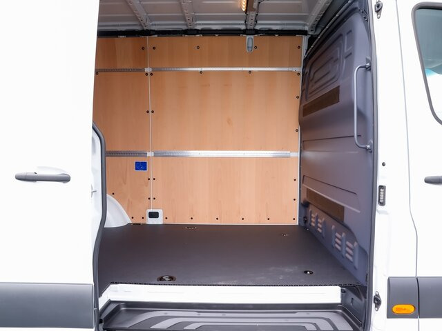 MERCEDES-BENZ Sprinter 317 CDI,L2H2,Automatik,Kamera,LED - Panel van: picture 2 MERCEDES-BENZ Sprinter 317 CDI,L2H2,Automatik,Kamera,LED - Panel van: picture 2