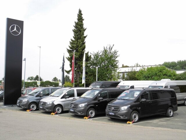 Minibus, Passenger van MERCEDES-BENZ V 300 Avantgarde Extralang,2xSchiebetür el.,AHK: picture 11
