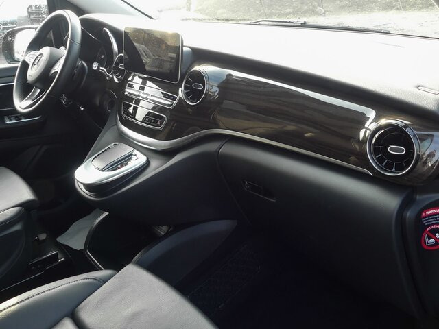 MERCEDES-BENZ V 300 Avantgarde Extralang,2xSchiebetür elektr.... - Passenger van: picture 2 MERCEDES-BENZ V 300 Avantgarde Extralang,2xSchiebetür elektr.... - Passenger van: picture 2