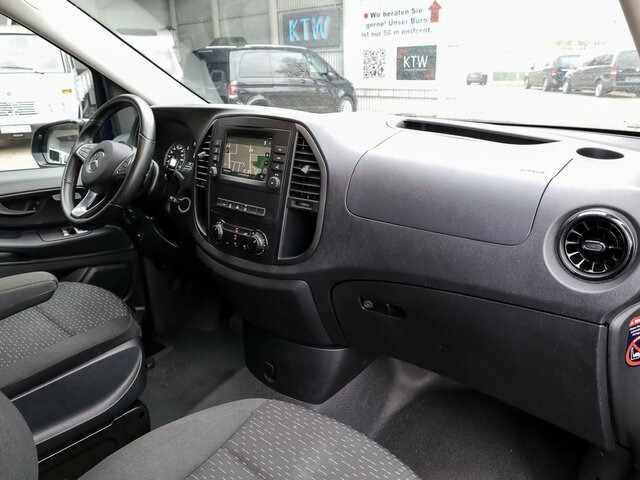 MERCEDES-BENZ Vito 114 TourerPro,Extralang,AMF Rollstuhlrampe... - Passenger van: picture 3 MERCEDES-BENZ Vito 114 TourerPro,Extralang,AMF Rollstuhlrampe... - Passenger van: picture 3