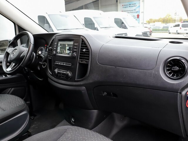 MERCEDES-BENZ Vito 114 TourerPro,Extralang,AMF Rollstuhlrampe... - Passenger van: picture 4 MERCEDES-BENZ Vito 114 TourerPro,Extralang,AMF Rollstuhlrampe... - Passenger van: picture 4