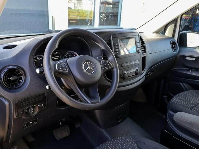 MERCEDES-BENZ Vito 114 TourerPro,lang,Automatik,8Sitze,Kamera... - Passenger van: picture 5 MERCEDES-BENZ Vito 114 TourerPro,lang,Automatik,8Sitze,Kamera... - Passenger van: picture 5