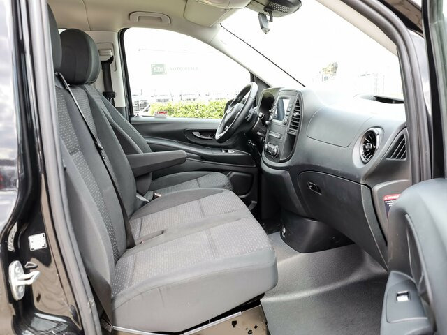 MERCEDES-BENZ Vito 116TourerPro ,Extralang,2xKlima,Kamera,AHK - Minibus, Passenger van: picture 3 MERCEDES-BENZ Vito 116TourerPro ,Extralang,2xKlima,Kamera,AHK - Minibus, Passenger van: picture 3