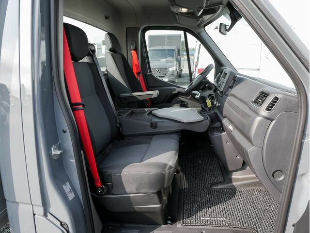RENAULT Master Pritsche L4,3,5To,4200mm Ladefläche - Flatbed van: picture 5 RENAULT Master Pritsche L4,3,5To,4200mm Ladefläche - Flatbed van: picture 5