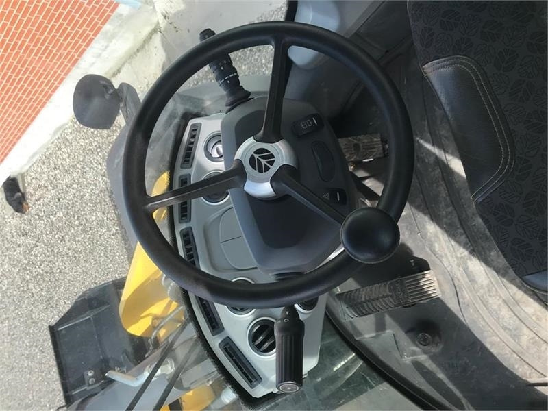 Wheel loader New Holland W190D: picture 7