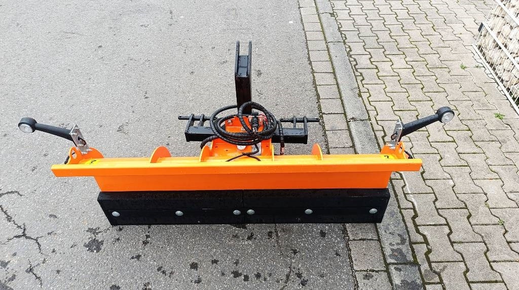 Schneeschild PU 1400 Radlader Dreipunktaufnahme - Snow plough for Agricultural machinery: picture 1 Schneeschild PU 1400 Radlader Dreipunktaufnahme - Snow plough for Agricultural machinery: picture 1