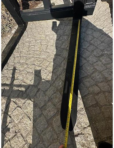 Big Palettengabel 3,5 t mit Merlo Aufnahme 120 cm FEM 3 Träggerahmen - Forks for Material handling equipment: picture 5 Big Palettengabel 3,5 t mit Merlo Aufnahme 120 cm FEM 3 Träggerahmen - Forks for Material handling equipment: picture 5