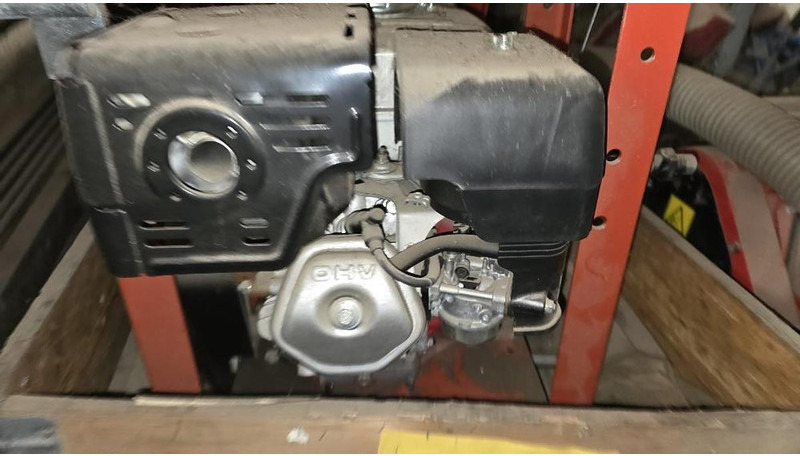 Dynapac BT90 Motorblock / Vibrationsantrieb - Engine: picture 4 Dynapac BT90 Motorblock / Vibrationsantrieb - Engine: picture 4