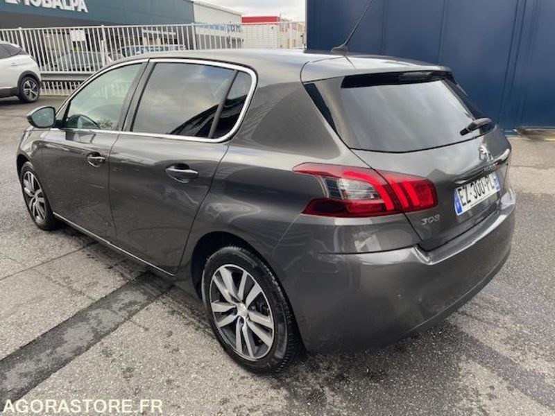 308 ALLURE BHDI 130cv EAT8- 08/2018- 151000KM - Car: picture 2 308 ALLURE BHDI 130cv EAT8- 08/2018- 151000KM - Car: picture 2
