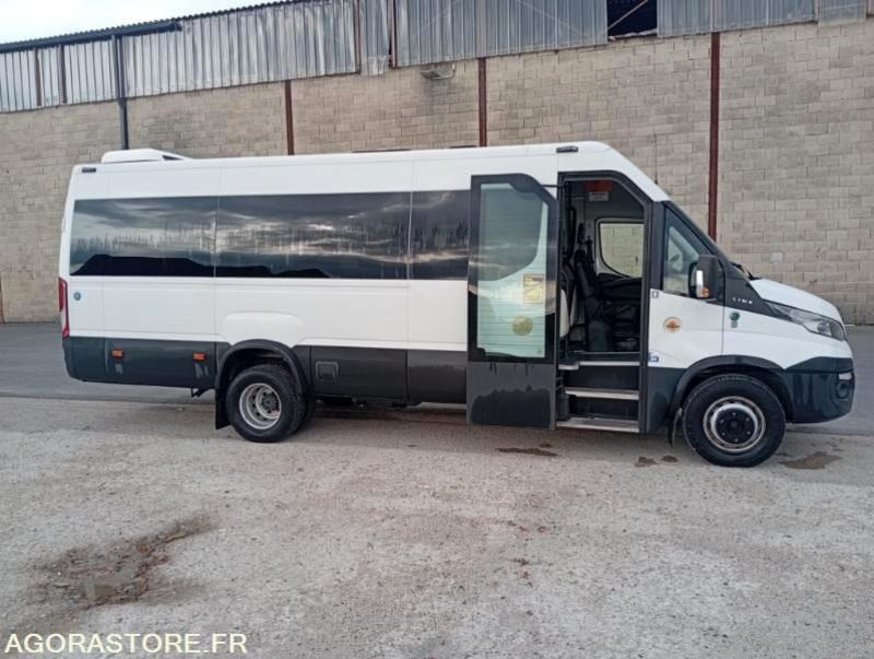 AUTOCAR IVECO 22 PLACES / 1ERE MAIN / BVA / 135467 KM ORIGINE - Coach: picture 3 AUTOCAR IVECO 22 PLACES / 1ERE MAIN / BVA / 135467 KM ORIGINE - Coach: picture 3