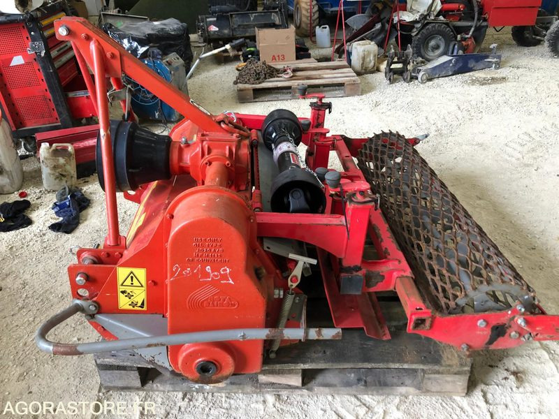 Enfouisseur de pierres DAIRON RD100NIV pour micro tracteur 22-35CV - Agricultural machinery: picture 1 Enfouisseur de pierres DAIRON RD100NIV pour micro tracteur 22-35CV - Agricultural machinery: picture 1