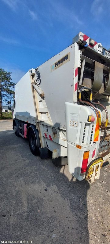 Garbage truck BENNE A ORDURES MENAGERES 14M3 - RENAULT PREMIUM - LOT N°2: picture 6 Garbage truck BENNE A ORDURES MENAGERES 14M3 - RENAULT PREMIUM - LOT N°2: picture 6