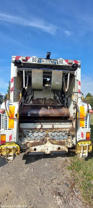Garbage truck BENNE A ORDURES MENAGERES 14M3 - RENAULT PREMIUM - LOT N°2: picture 7 Garbage truck BENNE A ORDURES MENAGERES 14M3 - RENAULT PREMIUM - LOT N°2: picture 7