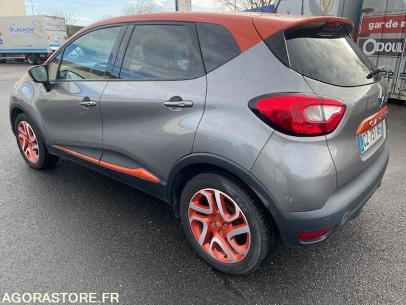 CAPTUR INTENS Tce 120cv EDC- 09/2013- 174250KM - SUV: picture 2 CAPTUR INTENS Tce 120cv EDC- 09/2013- 174250KM - SUV: picture 2