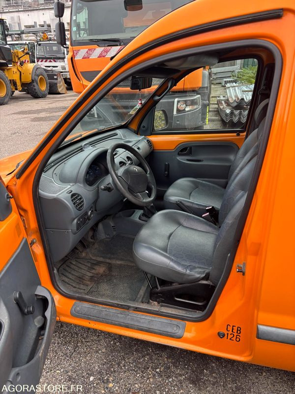 CEB126 RENAULT KANGOO 1.9D - Small van: picture 5 CEB126 RENAULT KANGOO 1.9D - Small van: picture 5