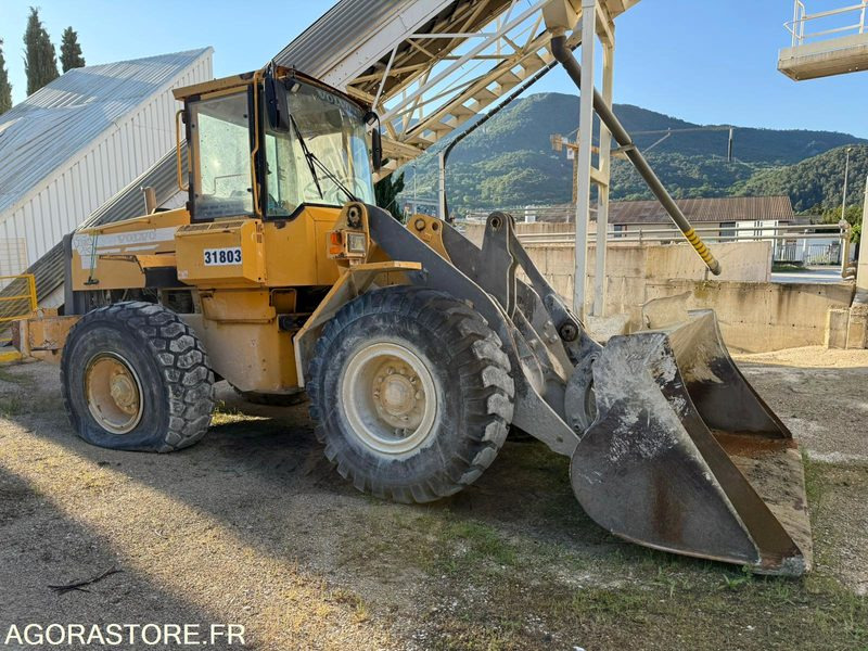CHARGEUR VOLVO L70C - 1999 / 12923 HEURES - Loader: picture 1 CHARGEUR VOLVO L70C - 1999 / 12923 HEURES - Loader: picture 1