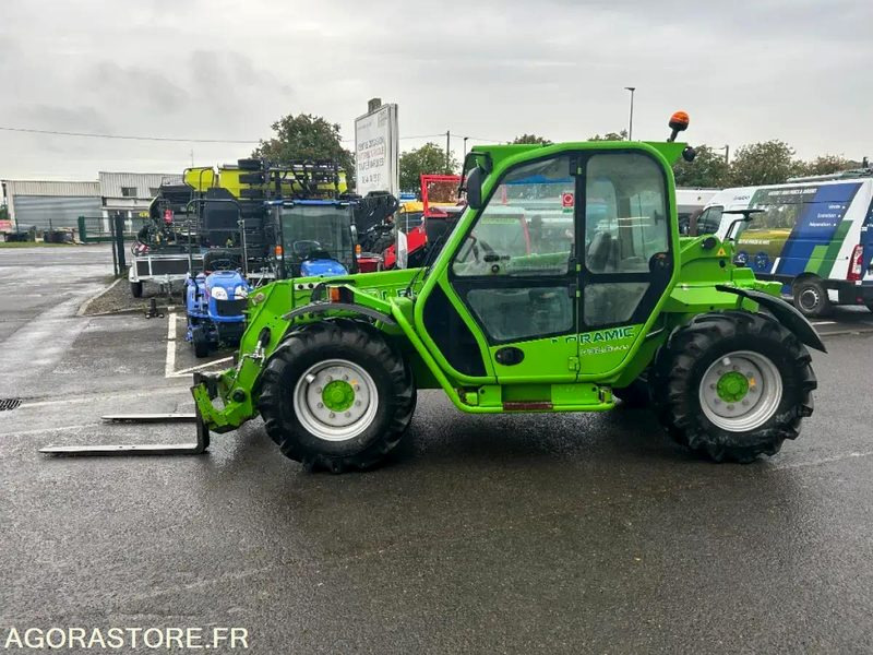 CHARIOT TELESCOPIQUE MERLO PANORAMIC P32.6 PLUS - 2013 / 2865 HEURES - Loader: picture 2 CHARIOT TELESCOPIQUE MERLO PANORAMIC P32.6 PLUS - 2013 / 2865 HEURES - Loader: picture 2