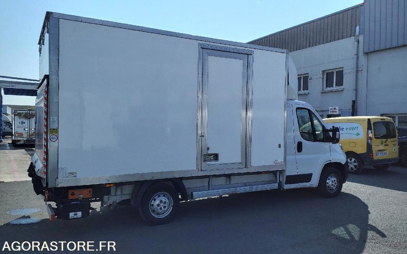 FIAT DUCATO CHASSIS CABINE- 2019- 75279KM - Panel van: picture 4 FIAT DUCATO CHASSIS CABINE- 2019- 75279KM - Panel van: picture 4