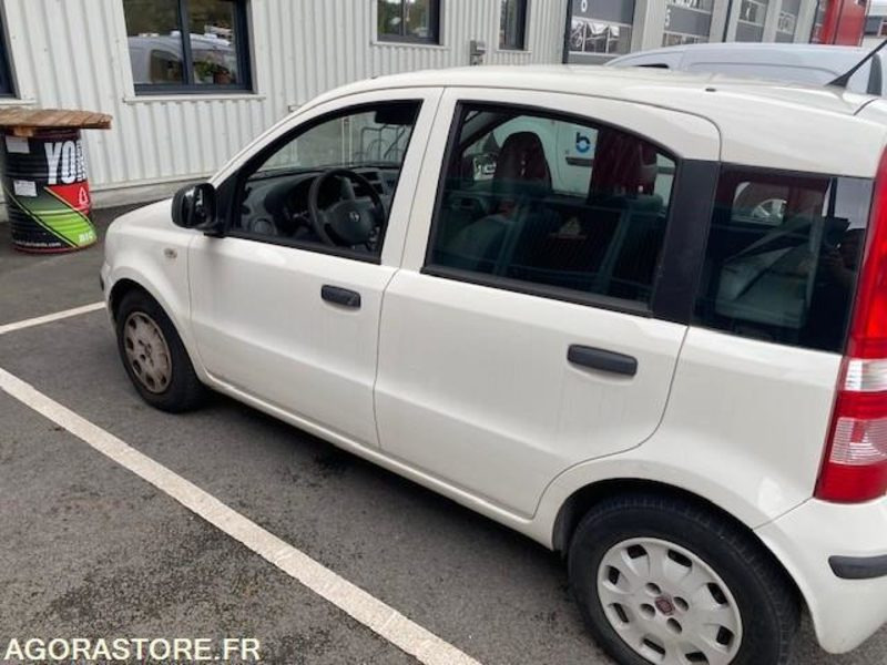 FIAT PANDA ESSENCE (PAR 1427) - Car: picture 3 FIAT PANDA ESSENCE (PAR 1427) - Car: picture 3