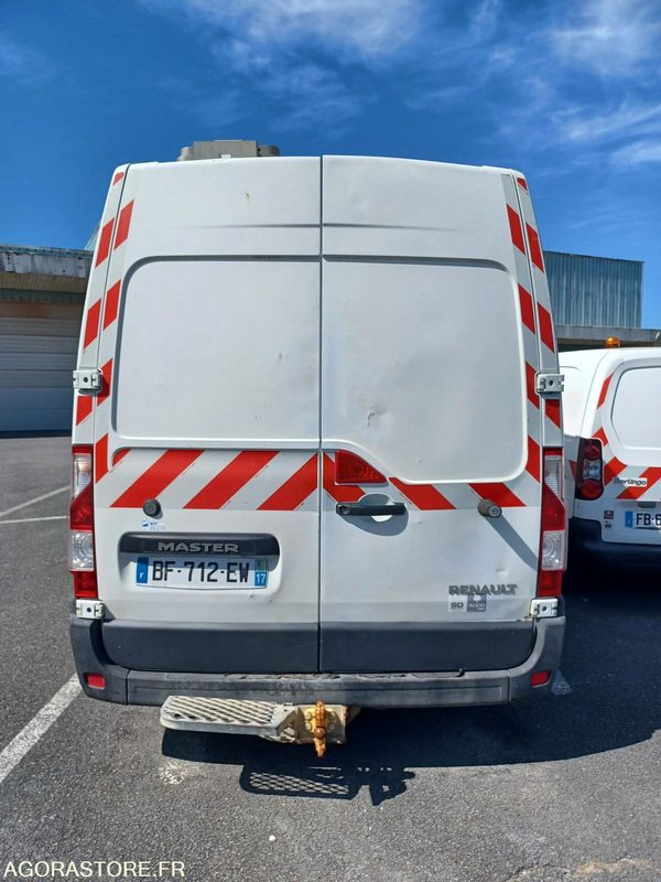 FOURGON RENAULT MASTER - 2010 / 187 529 Km - BF712EW - Panel van: picture 4 FOURGON RENAULT MASTER - 2010 / 187 529 Km - BF712EW - Panel van: picture 4