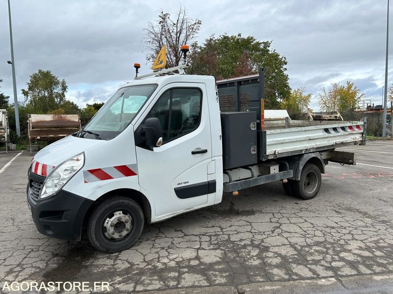 FOURGON RENAULT MASTER BENNE - 3 PLACES - 2014 / 207 458 KM (00947-M23950) - Tipper van: picture 1 FOURGON RENAULT MASTER BENNE - 3 PLACES - 2014 / 207 458 KM (00947-M23950) - Tipper van: picture 1