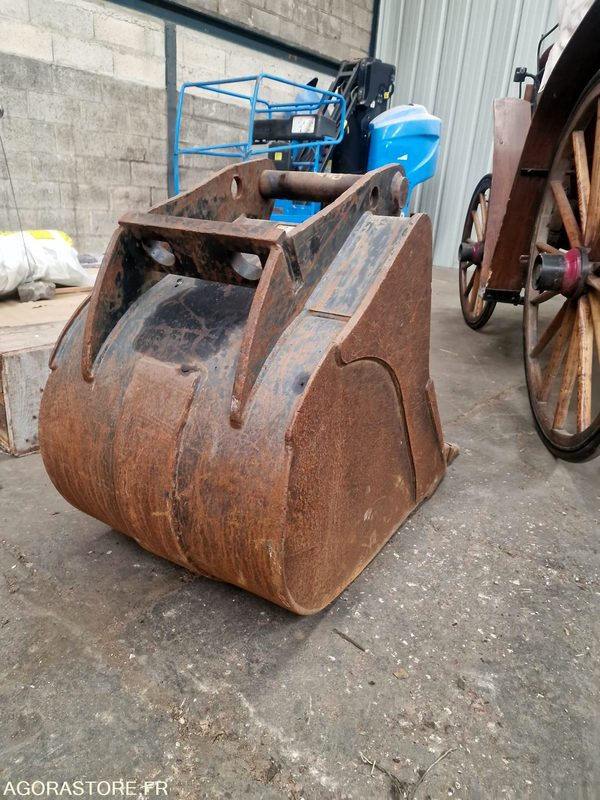 GODET (60) ET ATTACHE RAPIDE QC08 - Excavator bucket: picture 3 GODET (60) ET ATTACHE RAPIDE QC08 - Excavator bucket: picture 3
