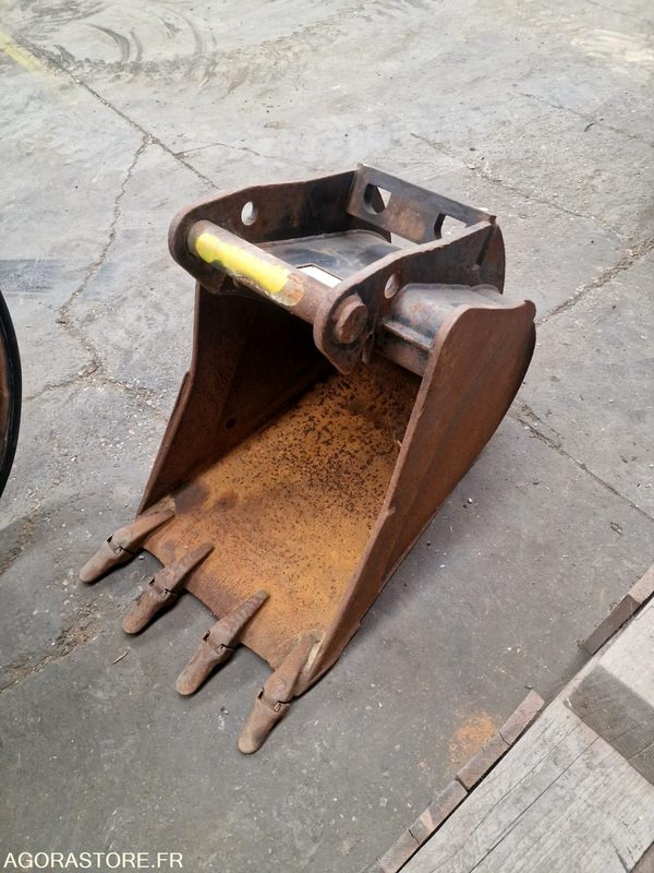 GODET (60) ET ATTACHE RAPIDE QC08 - Excavator bucket: picture 4 GODET (60) ET ATTACHE RAPIDE QC08 - Excavator bucket: picture 4