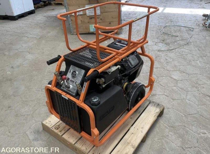 GOUPE HYDROLIQUE THERMIQUE Stanley DIESEL - Tool/ Equipment: picture 4 GOUPE HYDROLIQUE THERMIQUE Stanley DIESEL - Tool/ Equipment: picture 4