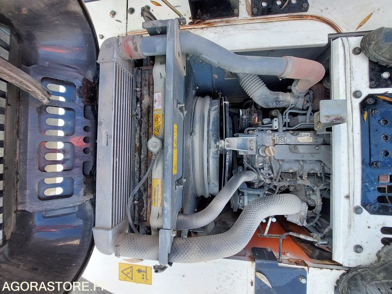 HITACHI 140 - Excavator: picture 3 HITACHI 140 - Excavator: picture 3