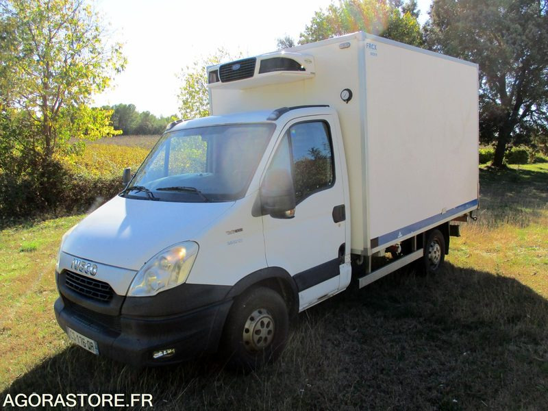 IVECO 35S13 de 2013 chassis cabine frigorifique idéal pour modifié en benne - Refrigerated van: picture 1 IVECO 35S13 de 2013 chassis cabine frigorifique idéal pour modifié en benne - Refrigerated van: picture 1
