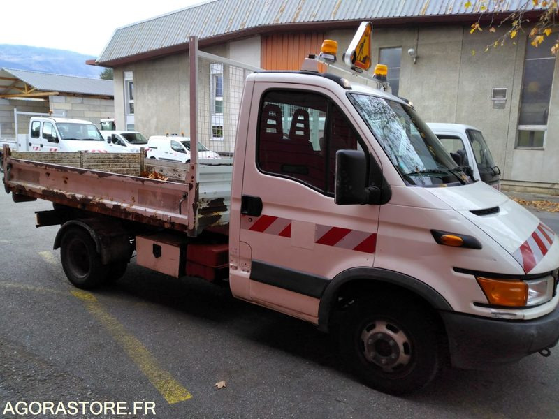 IVECO AMPLIROLL - Flatbed van: picture 3 IVECO AMPLIROLL - Flatbed van: picture 3