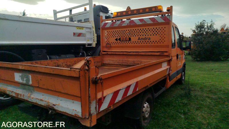Iveco 35S12 - 2006 - 317864km - 598BRV31 - Tipper van: picture 3 Iveco 35S12 - 2006 - 317864km - 598BRV31 - Tipper van: picture 3