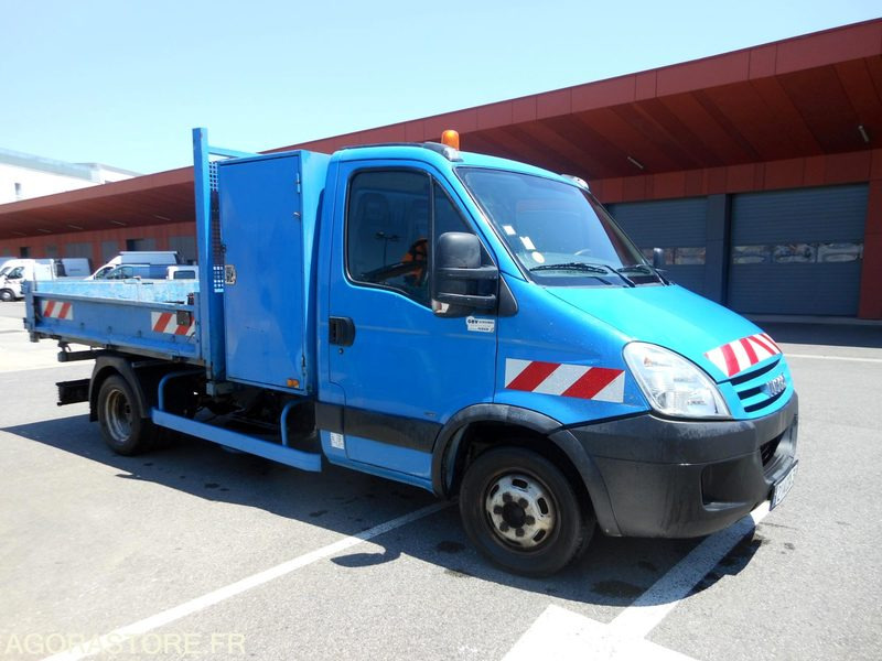 Iveco Daily 35C15 3.0 litres 146cv tri benne - Tipper van: picture 3 Iveco Daily 35C15 3.0 litres 146cv tri benne - Tipper van: picture 3