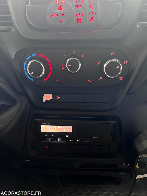 Iveco daily 08/2016 22 +1 places 240 000 kms - School bus: picture 5 Iveco daily 08/2016 22 +1 places 240 000 kms - School bus: picture 5