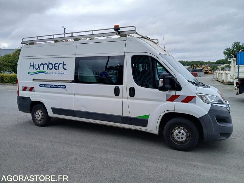JUMPER 7 PLACES - 2015 / 194 131 KM - Panel van: picture 1 JUMPER 7 PLACES - 2015 / 194 131 KM - Panel van: picture 1