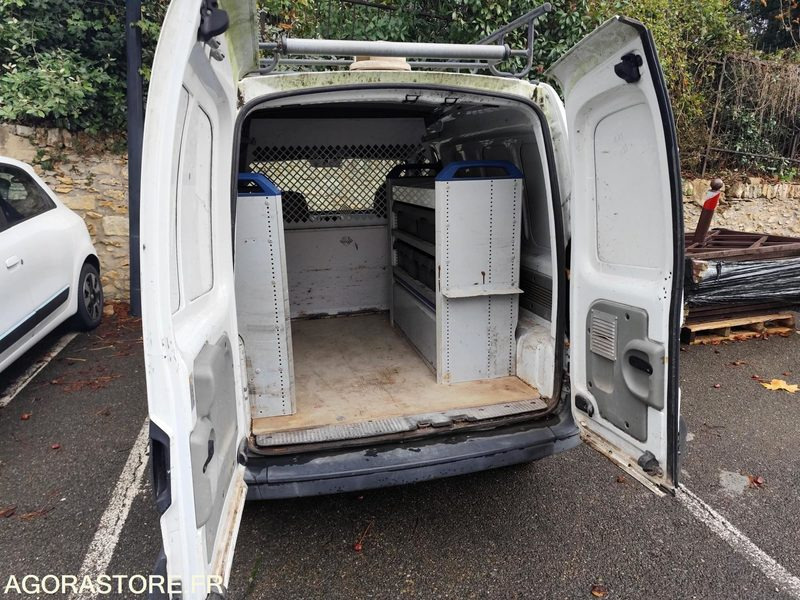 Kangoo - 2006 - 10697kms - sans carte grise (FIV) - Small van: picture 4 Kangoo - 2006 - 10697kms - sans carte grise (FIV) - Small van: picture 4