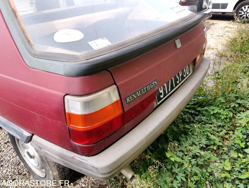 Lot A1 Renault 11 - Car: picture 4 Lot A1 Renault 11 - Car: picture 4
