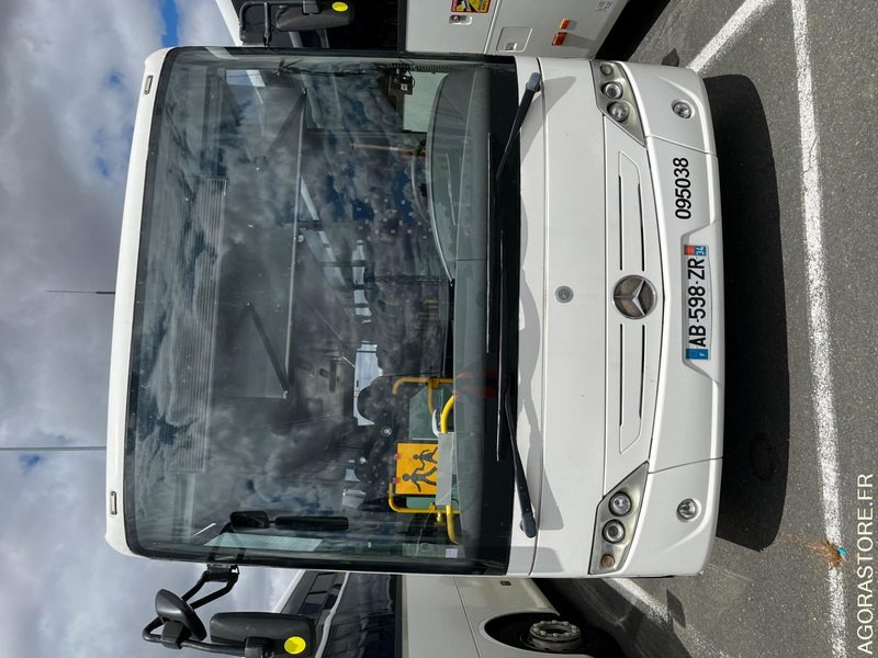 MERCEDES INTOURO N°095038 - School bus: picture 1 MERCEDES INTOURO N°095038 - School bus: picture 1