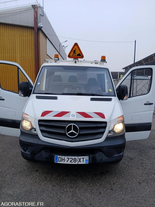 MERCEDES SPRINTER ANNEE 2014 BENNE BASCULANTE BOITE AUTO - Tipper van: picture 1 MERCEDES SPRINTER ANNEE 2014 BENNE BASCULANTE BOITE AUTO - Tipper van: picture 1