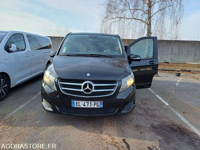 MERCEDES - VIANO - 2014 / 142000 KM - EL471PG - Minibus, Passenger van: picture 4 MERCEDES - VIANO - 2014 / 142000 KM - EL471PG - Minibus, Passenger van: picture 4