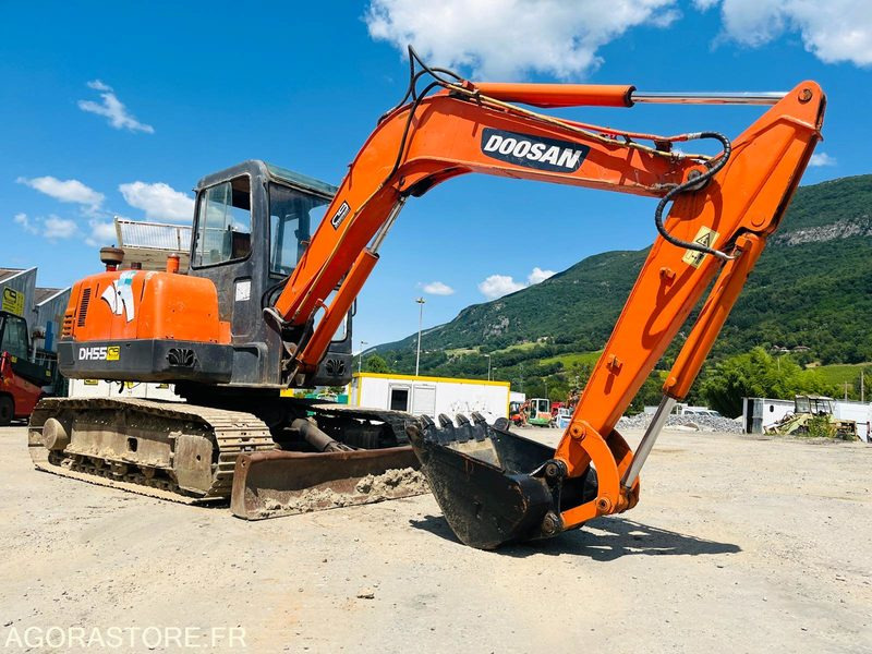 Mini pelle 5T DOOSAN DH55 - Année 2004 - Excavator: picture 5 Mini pelle 5T DOOSAN DH55 - Année 2004 - Excavator: picture 5