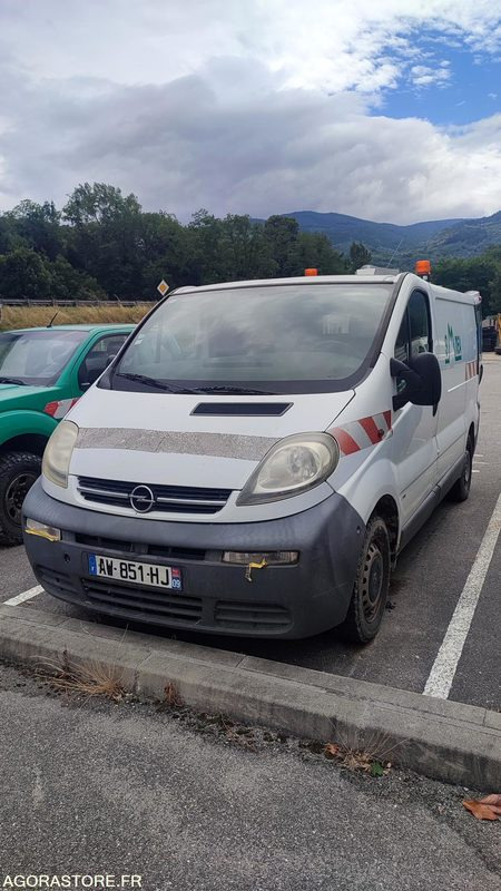 OPEL Vivaro - Panel van: picture 1 OPEL Vivaro - Panel van: picture 1