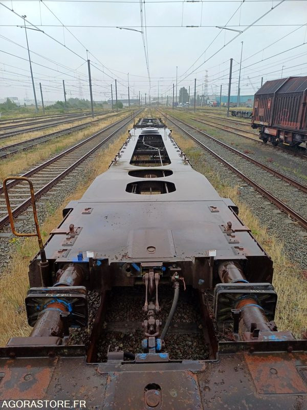 Wagon plat intermodal type Sggnss – modèle 6432B0-4, 72 pieds - 2004 (ref 1546) - Other machinery: picture 2 Wagon plat intermodal type Sggnss – modèle 6432B0-4, 72 pieds - 2004 (ref 1546) - Other machinery: picture 2