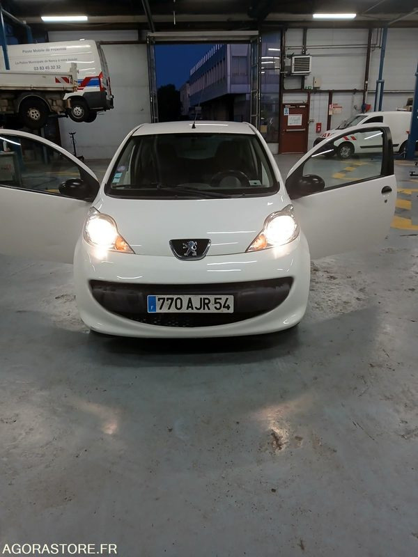 PEUGEOT 107 - 2008 - 142642 KM - Car: picture 1 PEUGEOT 107 - 2008 - 142642 KM - Car: picture 1